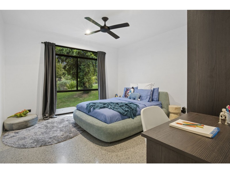 18 Natan Rd, Mudgeeraba QLD 4213