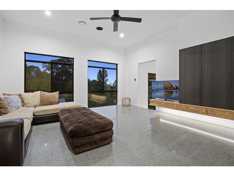 18 Natan Rd, Mudgeeraba QLD 4213