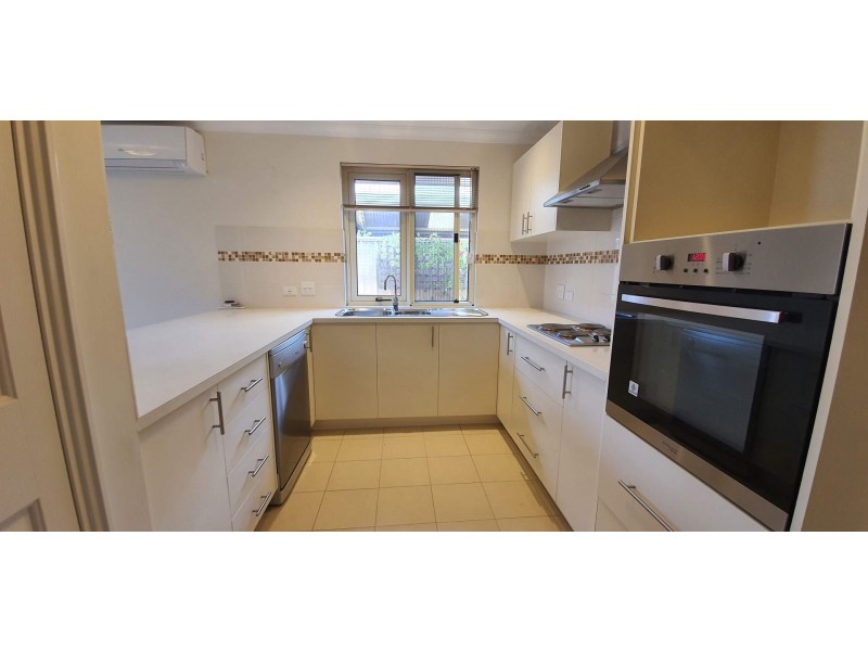 54/58 Canna Drive, Canning Vale WA 6155