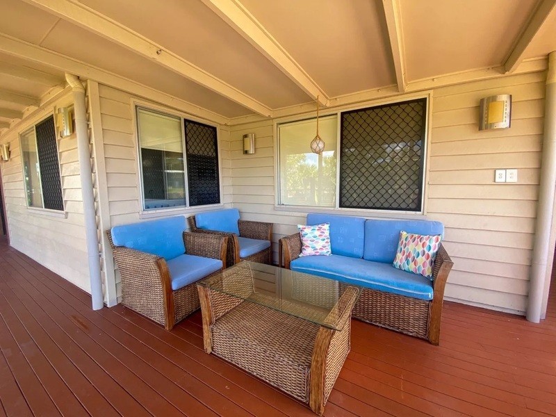 8 Ross Street, Burrum Heads QLD 4659