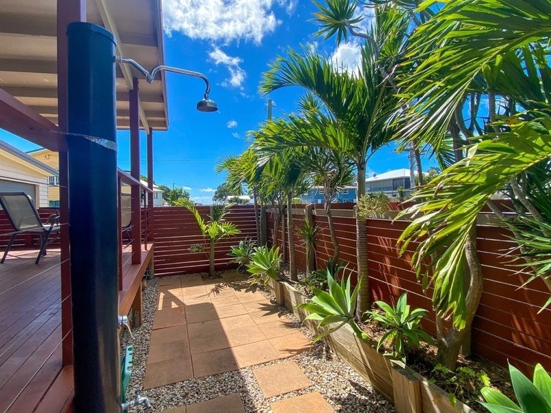 8 Ross Street, Burrum Heads QLD 4659
