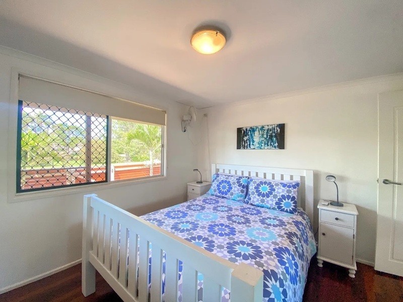 8 Ross Street, Burrum Heads QLD 4659