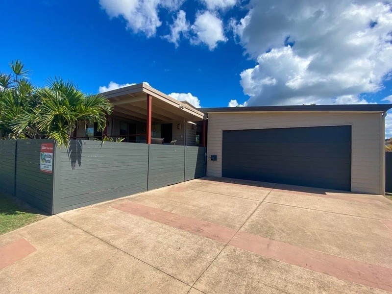 8 Ross Street, Burrum Heads QLD 4659