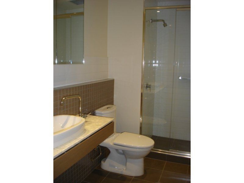 601/1-2 Tarni Court, New Port SA 5015