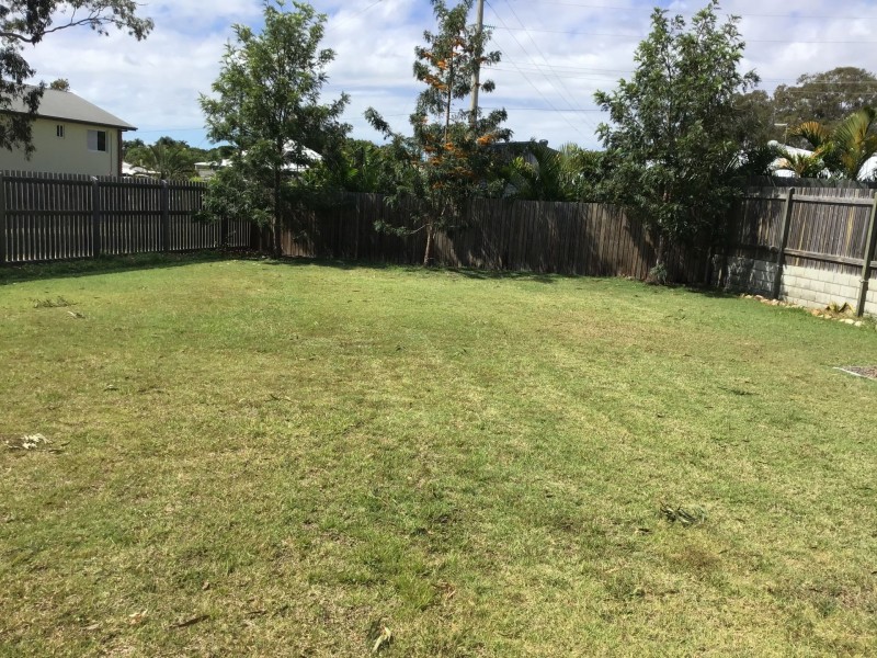 24 Seahaven Circuit, Pialba QLD 4655