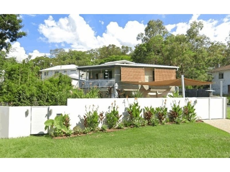 8 Dempster Street, Toowong QLD 4066