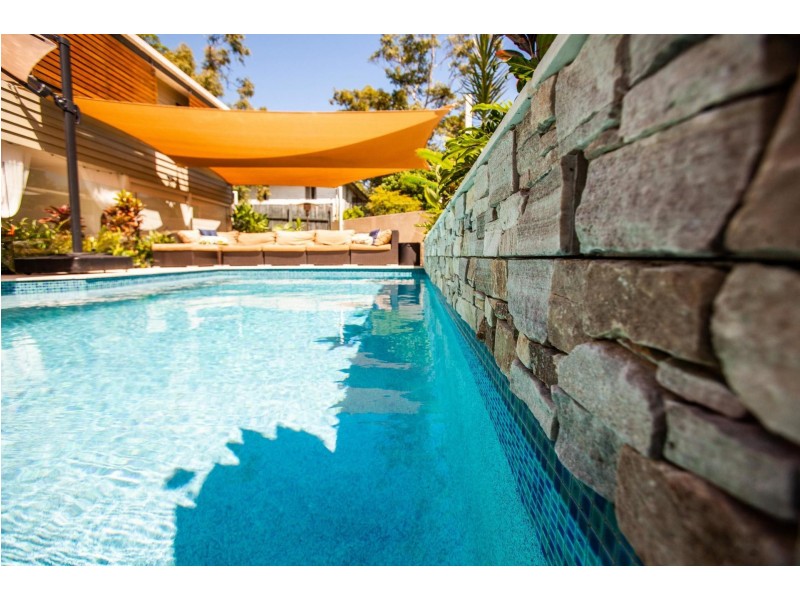 8 Dempster Street, Toowong QLD 4066