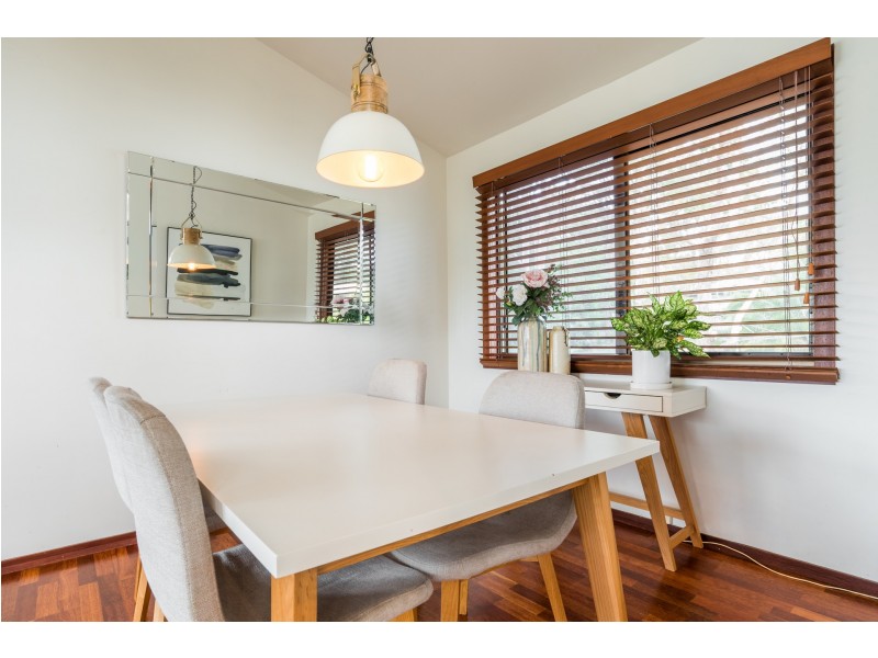 8 Dempster Street, Toowong QLD 4066