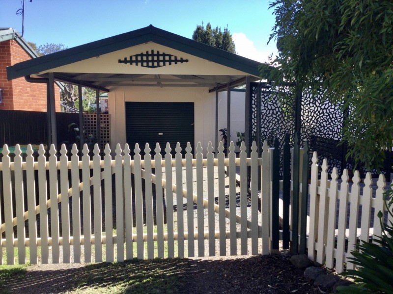 8 Bergalia Street, Moruya NSW 2537