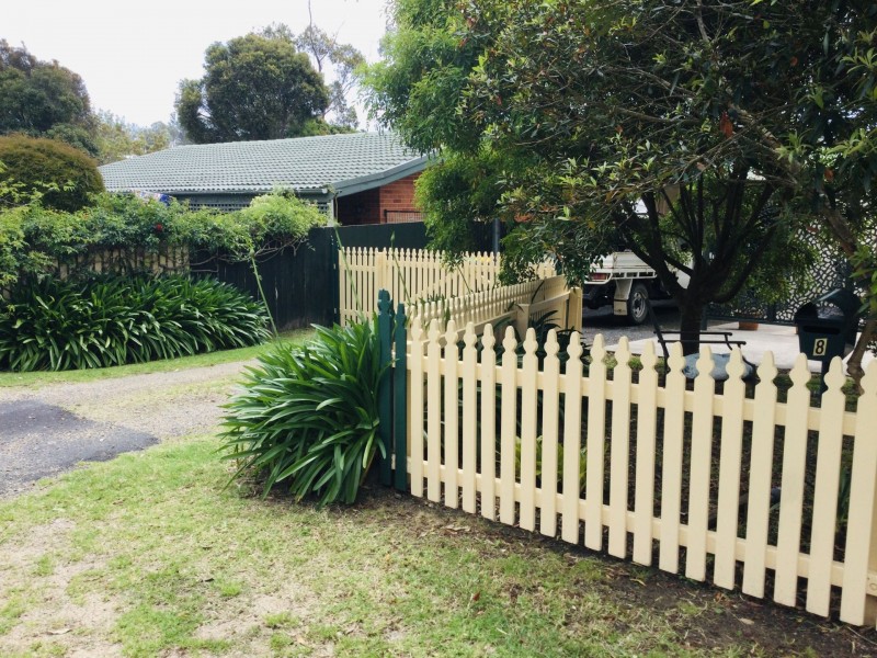 8 Bergalia Street, Moruya NSW 2537