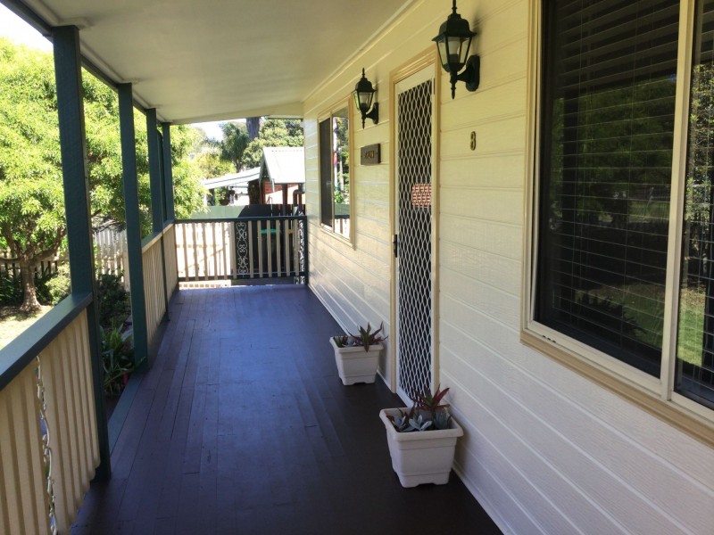 8 Bergalia Street, Moruya NSW 2537