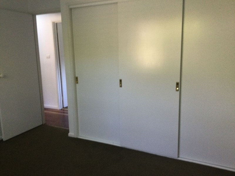 8 Bergalia Street, Moruya NSW 2537