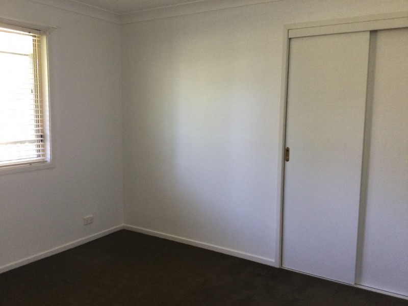 8 Bergalia Street, Moruya NSW 2537