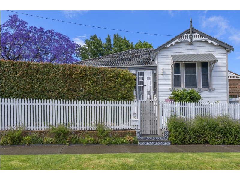 38 Carrington Street, Horseshoe Bend NSW 2320
