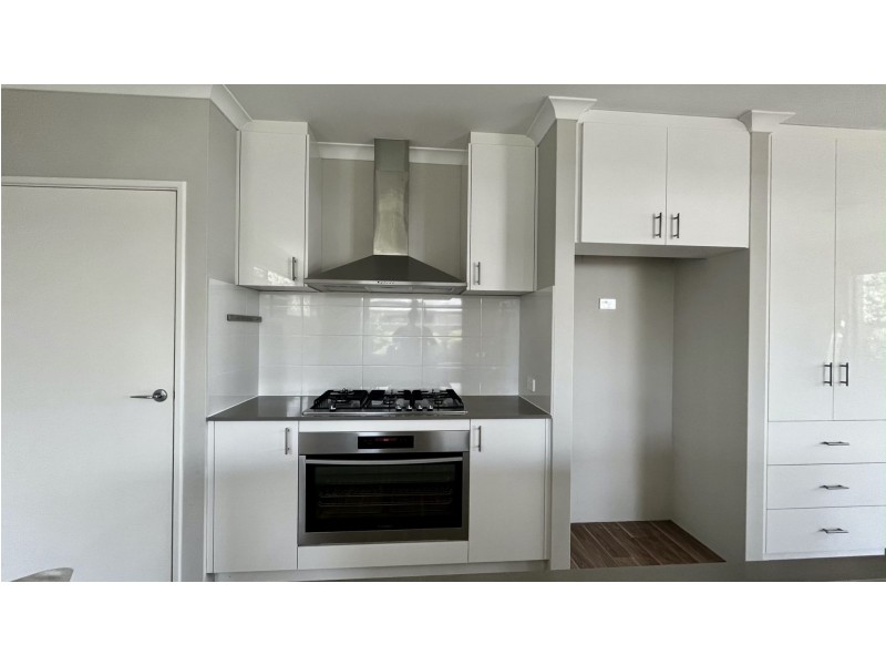 56 Tiliqua Crescent, Wandi WA 6167