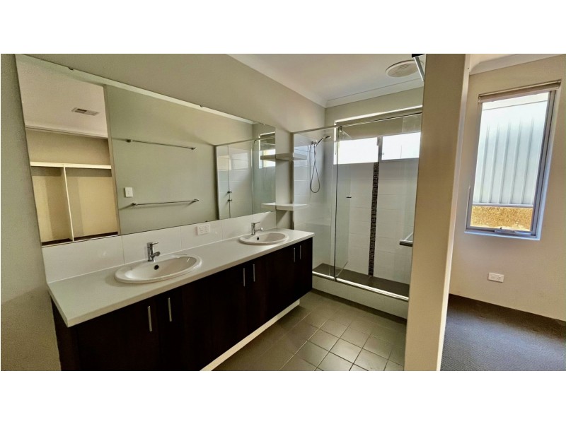 56 Tiliqua Crescent, Wandi WA 6167