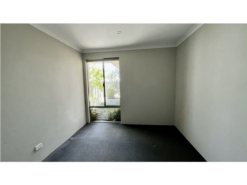56 Tiliqua Crescent, Wandi WA 6167