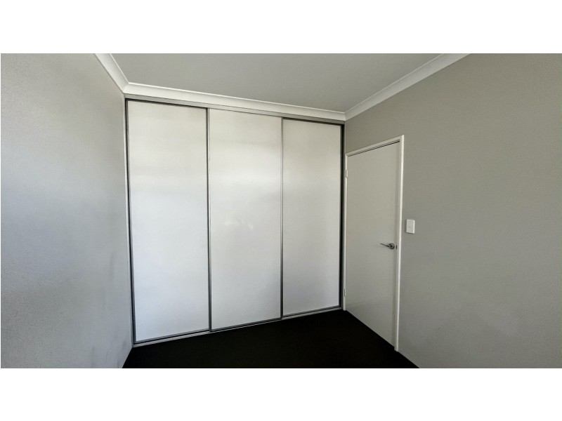 56 Tiliqua Crescent, Wandi WA 6167