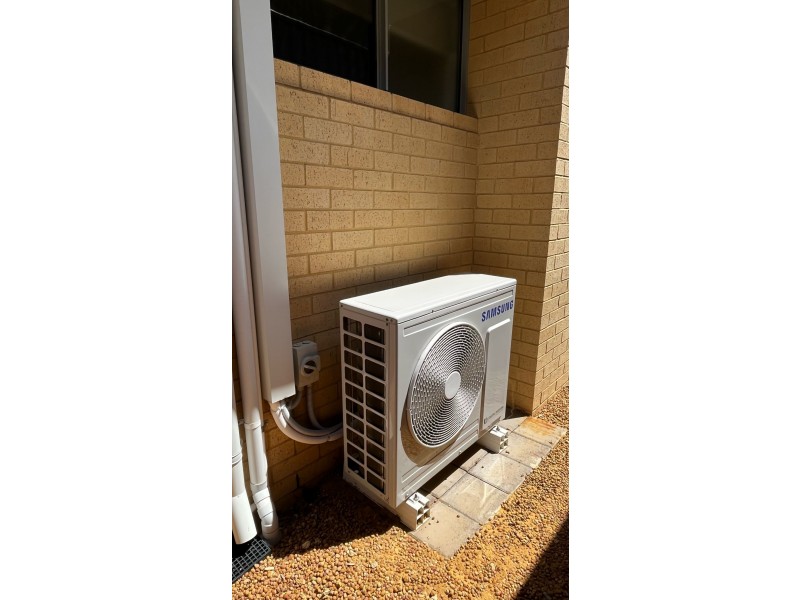 56 Tiliqua Crescent, Wandi WA 6167