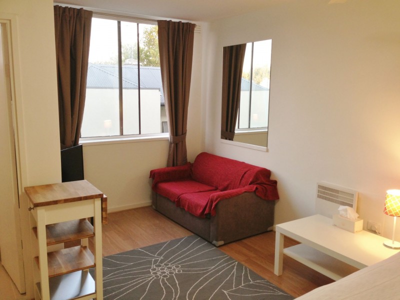 2/38 Charnwood Road, St Kilda VIC 3182