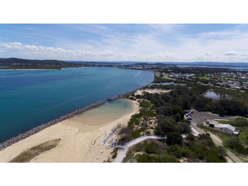 5 Stanley St, Belmont NSW 2280