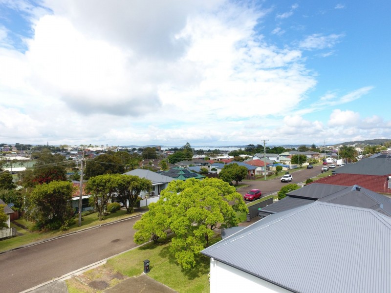 5 Stanley St, Belmont NSW 2280