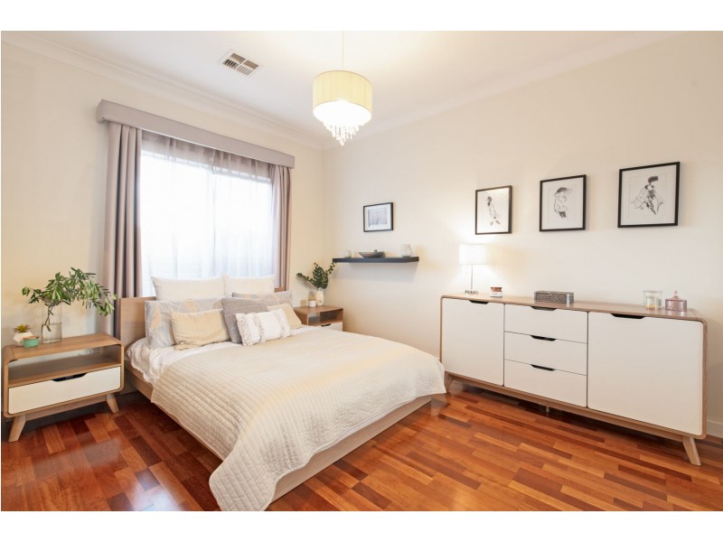 2 Arkle Place, Woodcroft SA 5162