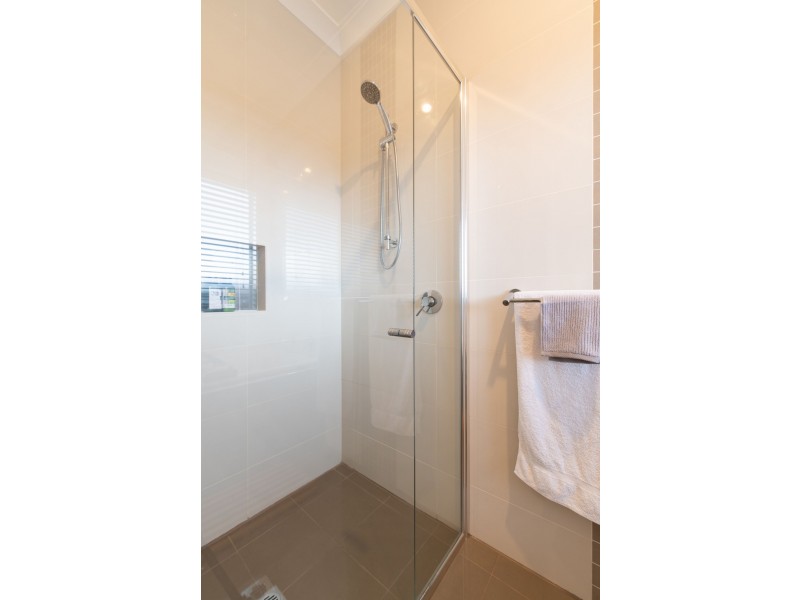 2 Arkle Place, Woodcroft SA 5162