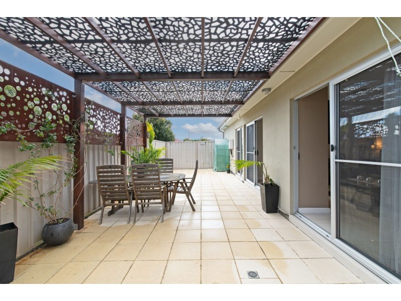 2 Arkle Place, Woodcroft SA 5162