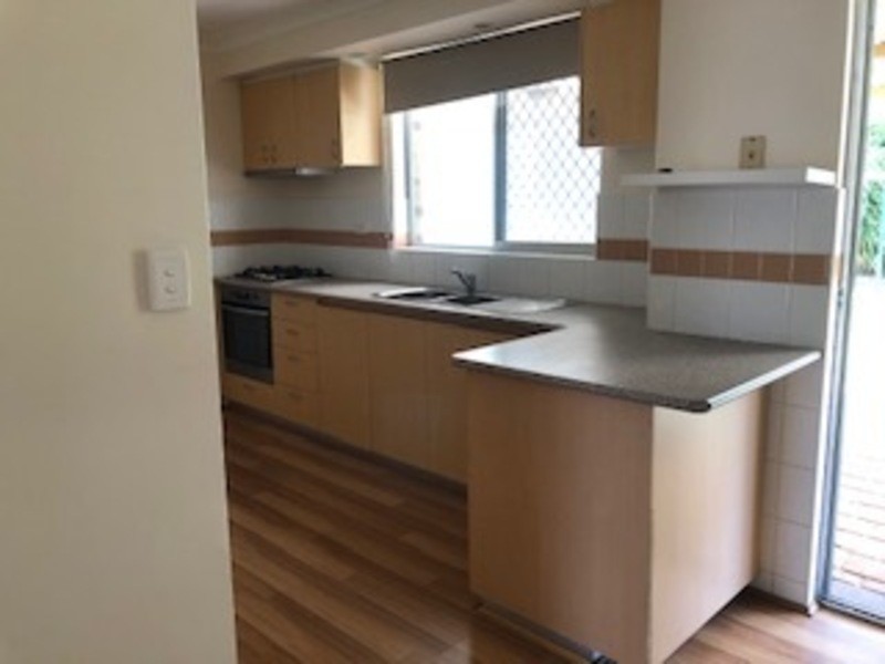 8 The Citadel, Forrestfield WA 6058