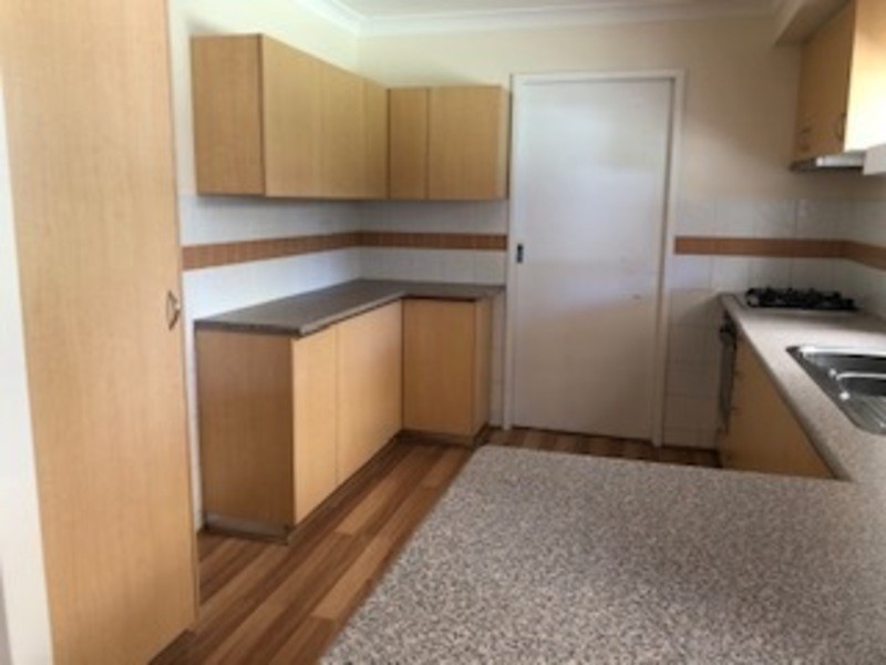 8 The Citadel, Forrestfield WA 6058