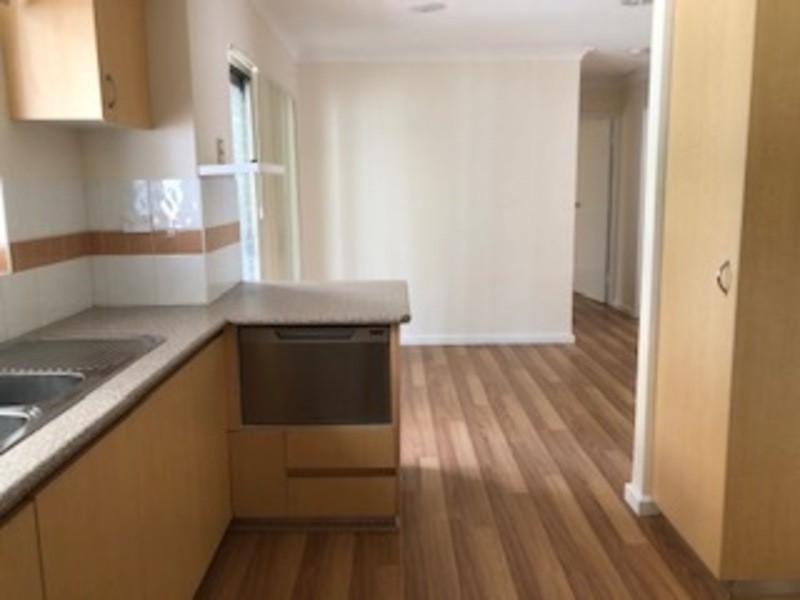 8 The Citadel, Forrestfield WA 6058