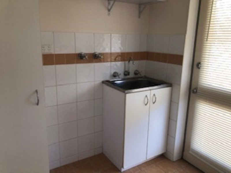 8 The Citadel, Forrestfield WA 6058