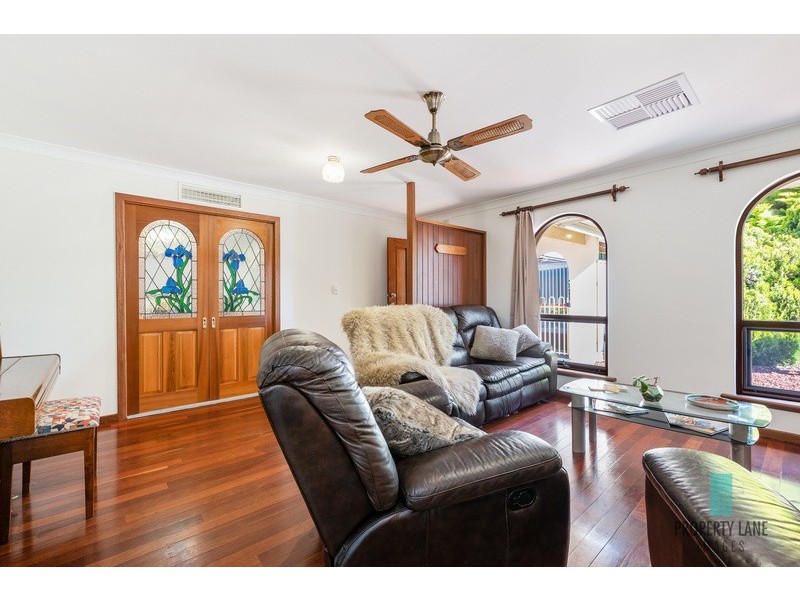 40 Katarama Road, Fairview Park SA 5126