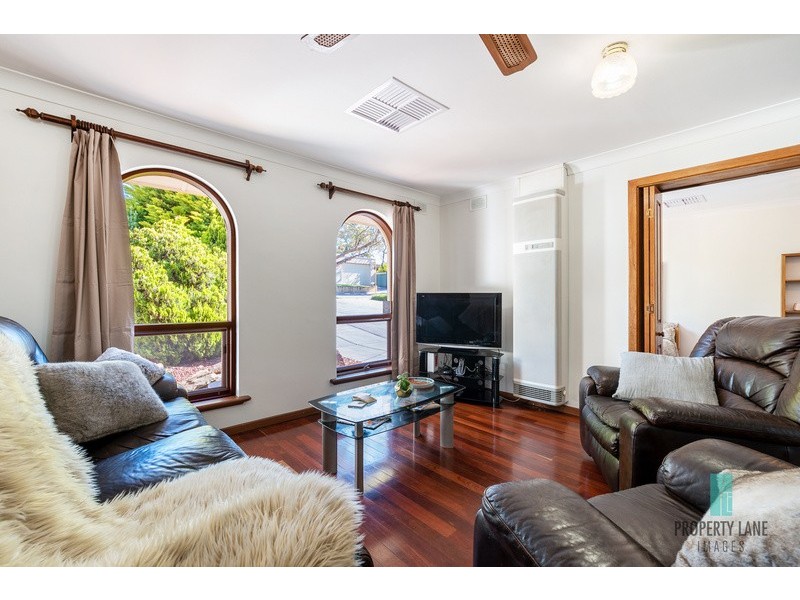 40 Katarama Road, Fairview Park SA 5126