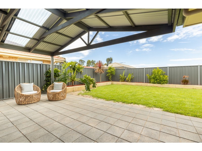 9 St Clair Ave, Andrews Farm SA 5114
