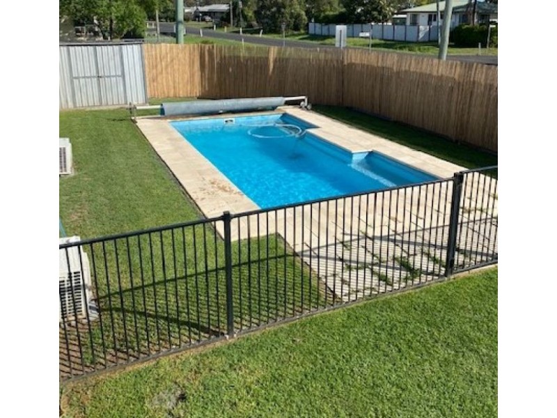 1 Ormonde Court, Dalby QLD 4405