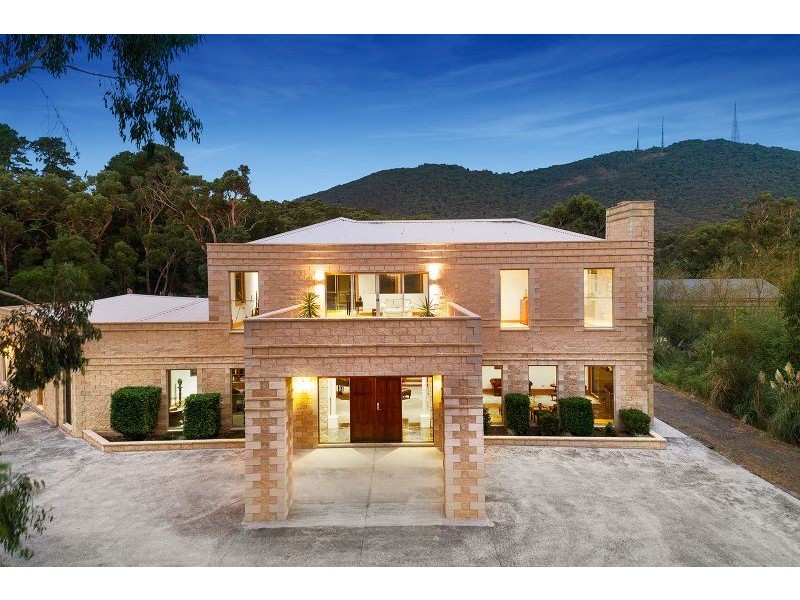13 Jeanette Maree Court, Kilsyth VIC 3137