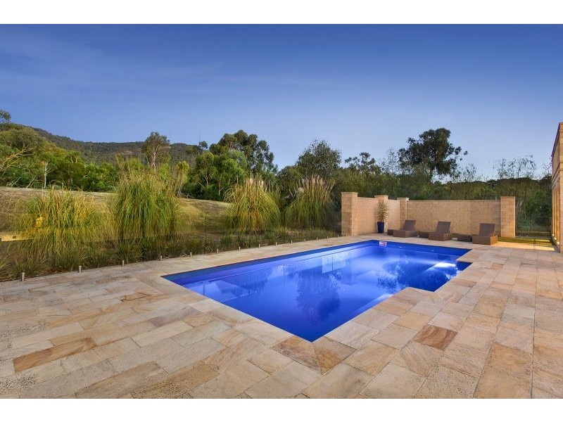 13 Jeanette Maree Court, Kilsyth VIC 3137