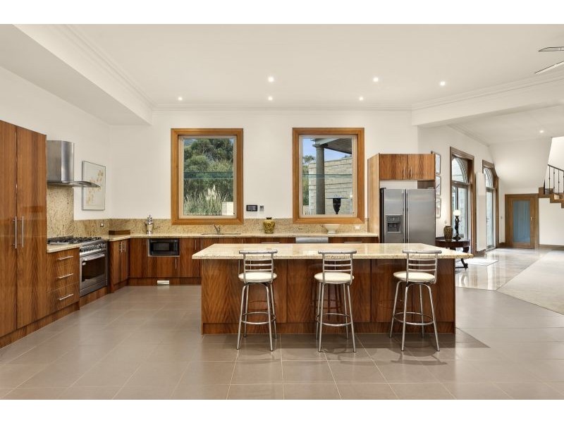 13 Jeanette Maree Court, Kilsyth VIC 3137