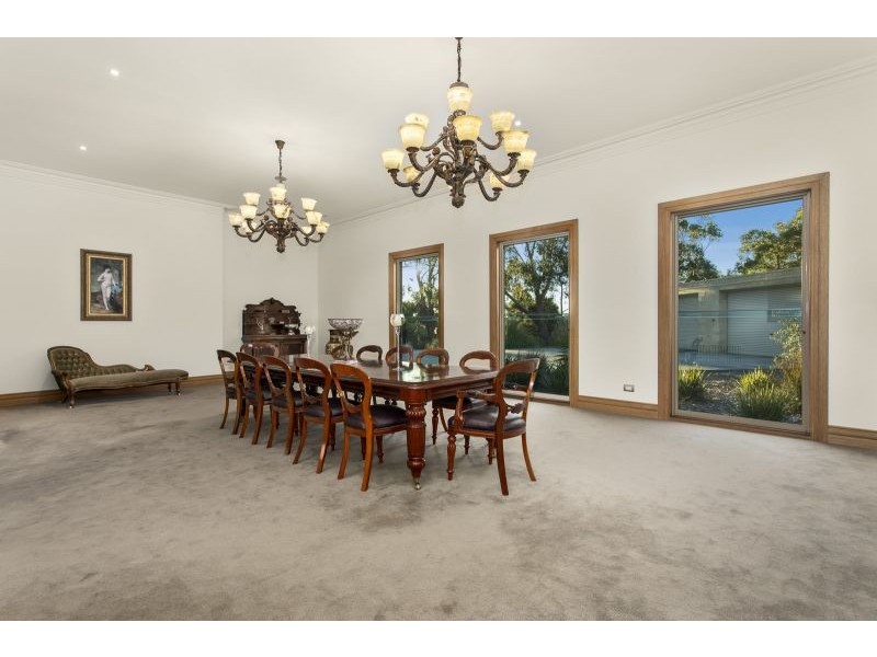 13 Jeanette Maree Court, Kilsyth VIC 3137