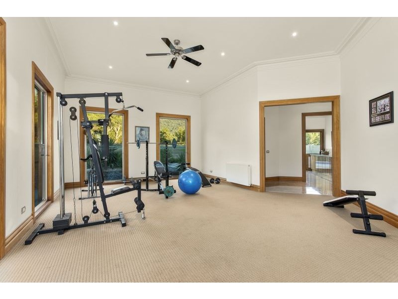 13 Jeanette Maree Court, Kilsyth VIC 3137