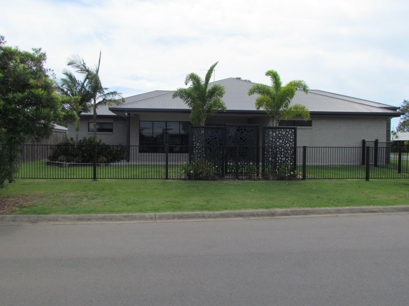 18 Halcro Street, Pialba QLD 4655