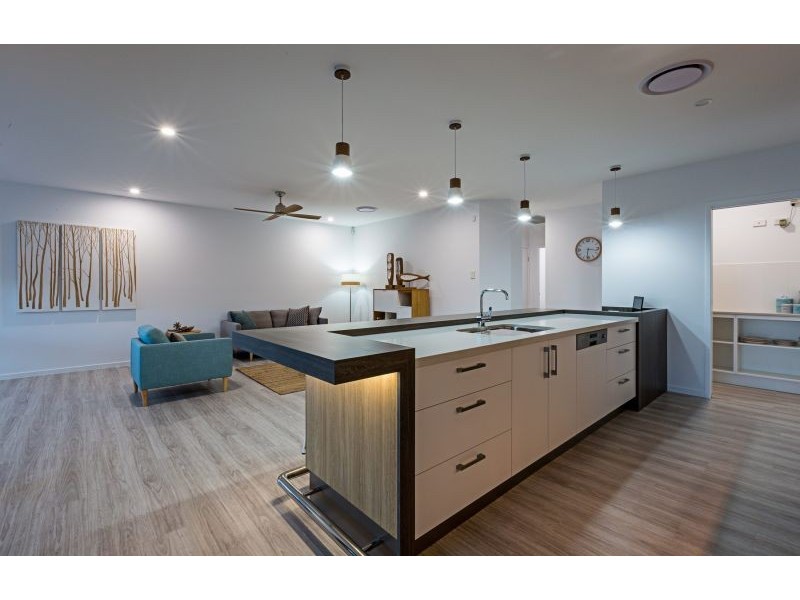 18 Halcro Street, Pialba QLD 4655