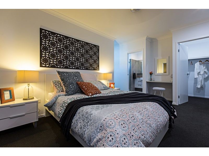 18 Halcro Street, Pialba QLD 4655