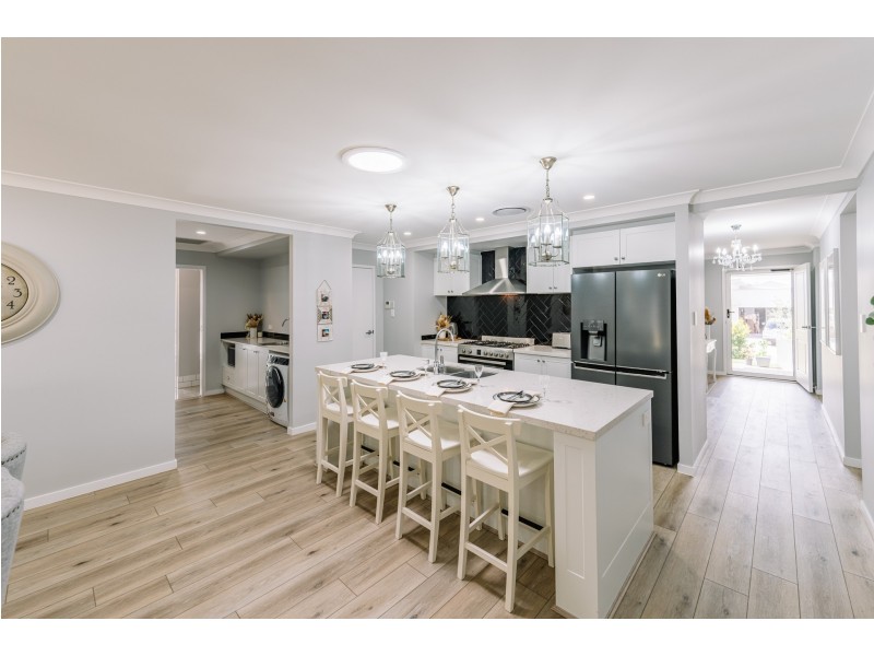 9 Eastview Crescent, Thornlands QLD 4164