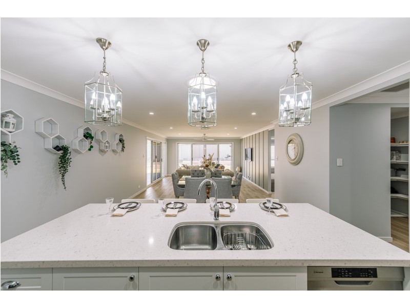 9 Eastview Crescent, Thornlands QLD 4164