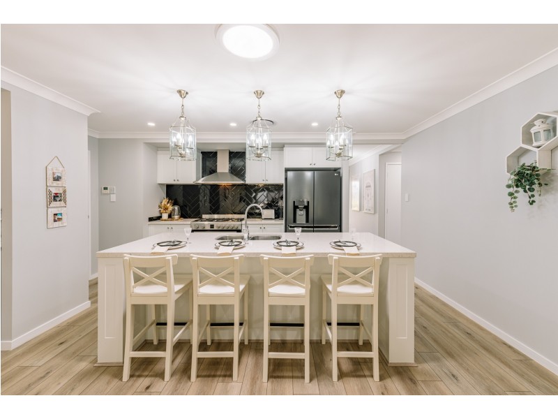 9 Eastview Crescent, Thornlands QLD 4164