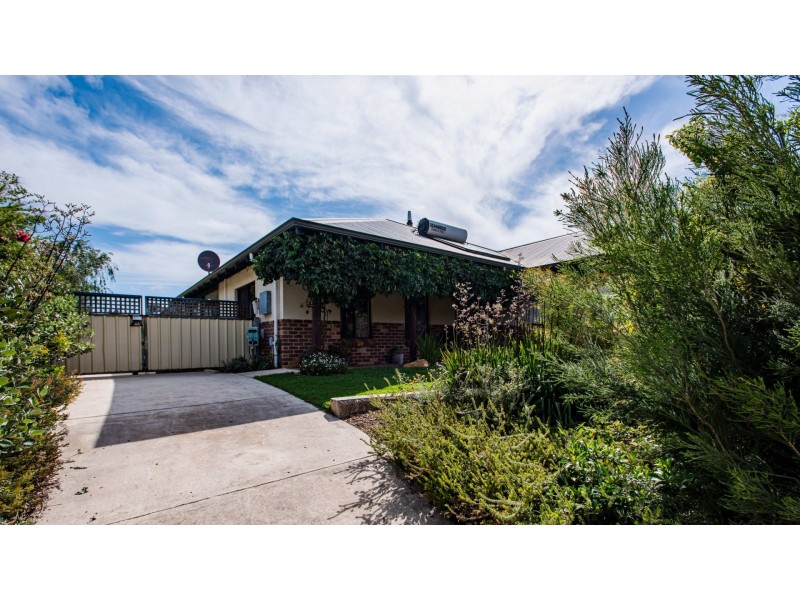 44 Waverley Rd, Cowaramup WA 6284