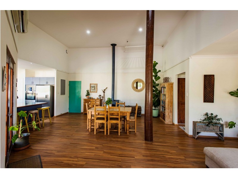 44 Waverley Rd, Cowaramup WA 6284